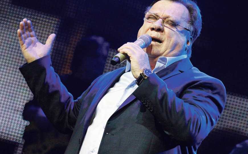Halidu Bešliću narušeno zdravstveno stanje, otkazao koncert: "Primoran je na rehabilitaciju"