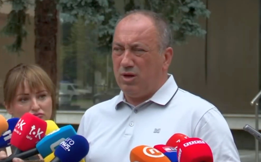 Crnadak: Dodik je bio potpuno rastrojen u NSRS, narod jedva čeka da im se skine sa grbače