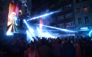 Spektakl u Sarajevu: Pogledajte kako izgleda veliki plesni podij ispred Vječne vatre