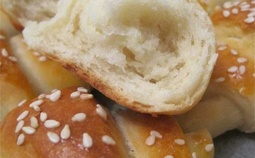 Samo 4 sastojka i gotovo: Recept za mekane pogačice, idealne za doručak