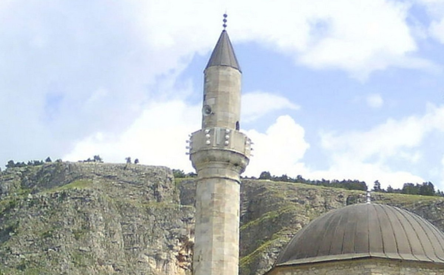 Opljačkana džamija u Tesliću: Uhapšen Eldin Horić