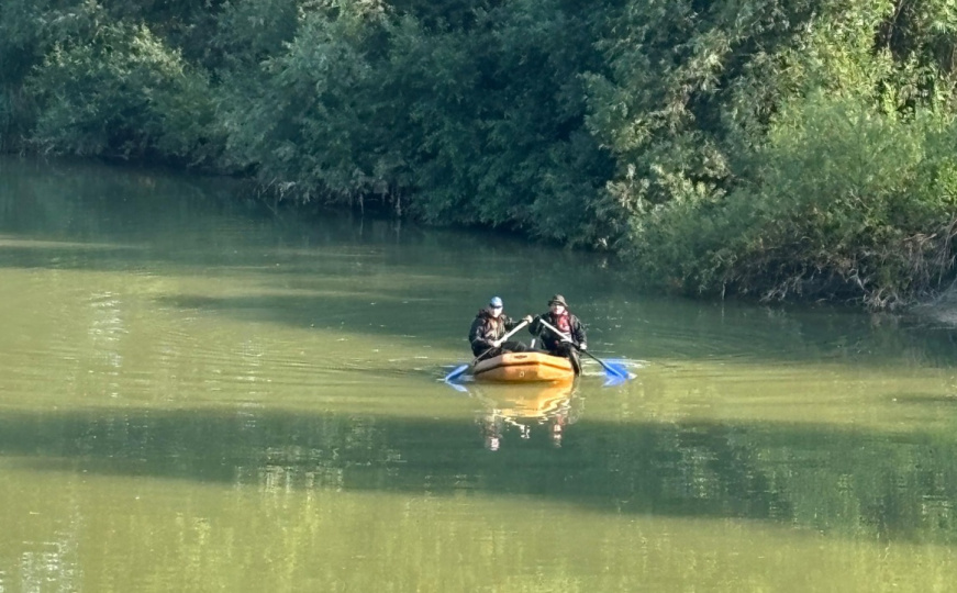Pronađeno tijelo u rijeci Spreči: Sumnja se da je riječ o policajcu Samiru Mustafiću?