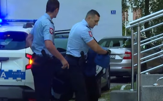 Slao prijeteće poruke sudiji: Muškarac uhapšen u Banjoj Luci sproveden u Tužilaštvo RS-a