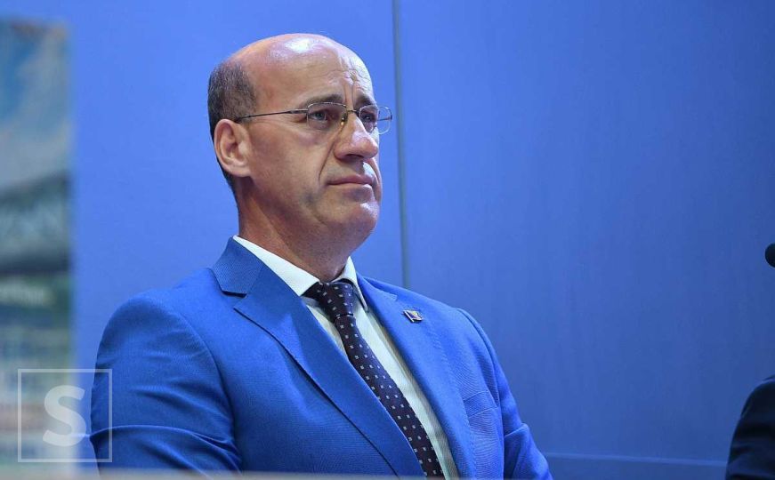 Ramiz Salkić: "Mural ratnom zločincu Mladiću je uvreda za žrtve, ali i krivično djelo"