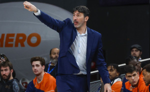 Jedan od glavnih favorita Eurobasketa u problemima: Hospitaliziran njihov glavni trener