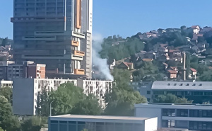 Požar kod Bosmala u Sarajevu: Vatrogasci i policija na terenu