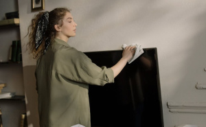 Stavite samo kap ovoga u vodu i prebrišite kuću: Jeftino i jednostavno, a 10 dana neće biti prašine