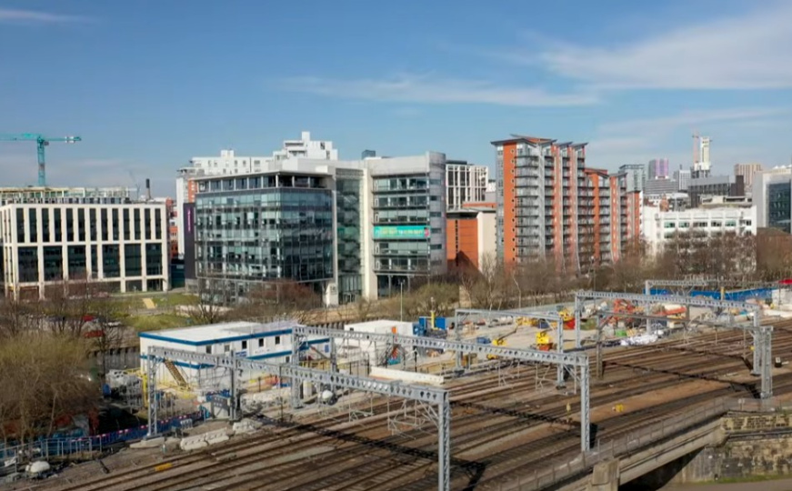 Horor u Velikoj Britaniji: Majka pronašla pogrebnicu kako 'gleda crtane filmove' s dvije mrtve bebe