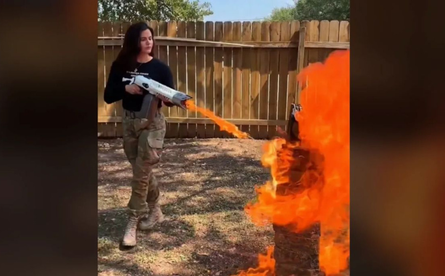 Američka političarka zapalila Kur'an i poručila: 'Postoji samo jedan pravi Bog, a to je Bog Izraela'