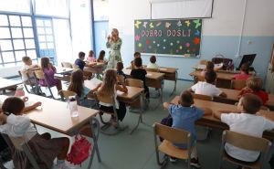 Školska godina počinje: Više od 53.700 učenika u školskim klupama Kantona Sarajevo