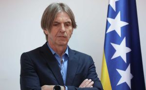 Kojović poručio Čoviću: 'Prošlo je vrijeme kada smo mogli sjesti i glumiti da se ništa nije desilo'