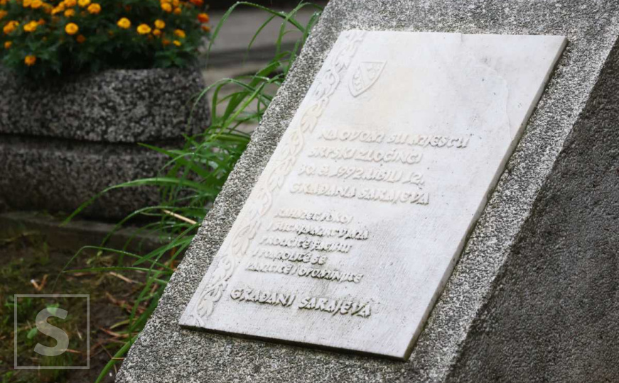 Ubijeni u redu za hljeb: Obilježena 33. godišnjica masakra na Trgu solidarnosti