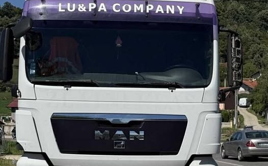 Šta se dogodilo kod Doboja? Policija istražuje nesreću, kamion udario jednu osobu