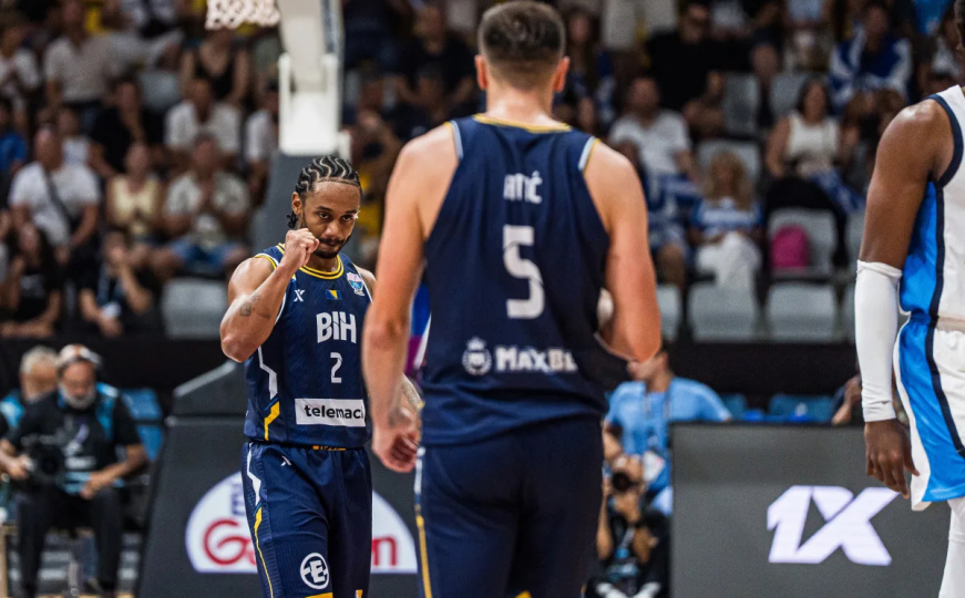 Senzacija Zmajeva na Eurobasketu: Velikom pobjedom protiv Grčke došli nadomak knockout faze