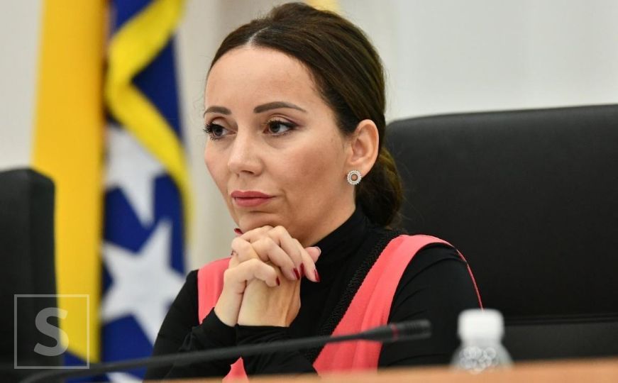 Potvrđeno za Radiosarajevo.ba: Dva člana CIK-a BiH pod policijskom zaštitom nakon prijetnji