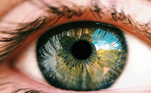 Naučni fenomen: 17-godišnjakinja ima sposbnost da "vidi" u prošlost i budućnost