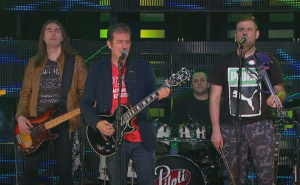 "Kao ptica na mom dlanu skakućeš...": Uživajte uz Kikija Lesendrića i Pilote