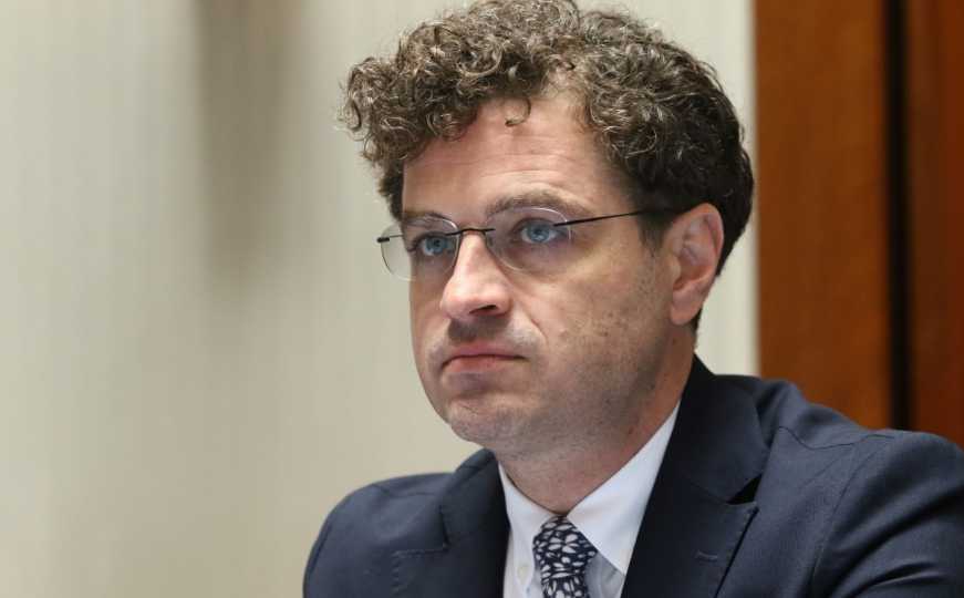 Dr. Nedim Ademović za Radiosarajevo.ba: "Ako je Dodiku mandat prestao, nova Vlada RS je ništavna"