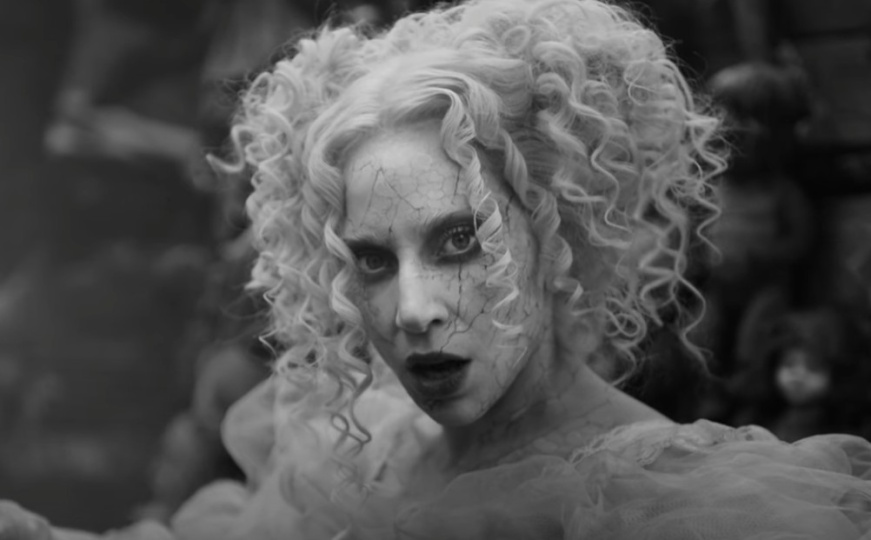 Lady Gaga i Tim Burton u spotu pjesme "The Dead Dance" za seriju "Wednesday"