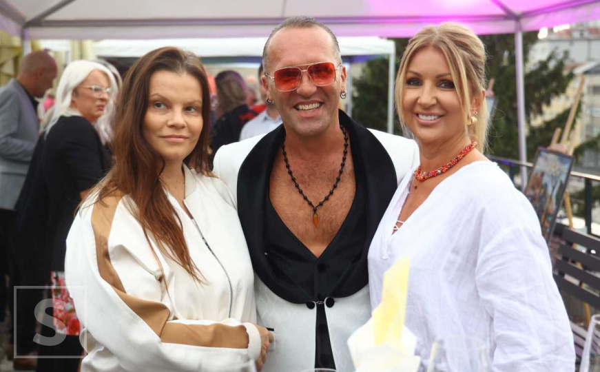 Umjetnost pod zvijezdama: Druškić i Nixon predstavili radove na nesvakidašnjem mjestu u Sarajevu