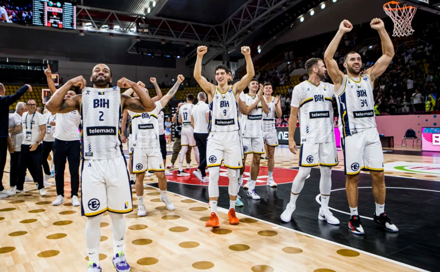 Fešta u Limassolu: Zmajevi s navijačima proslavili historijski uspjeh