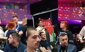 Sarajevski aktivisti prekinuli govor Jeffa Barra zbog Gaze: "Ne želimo AWS u BiH!"