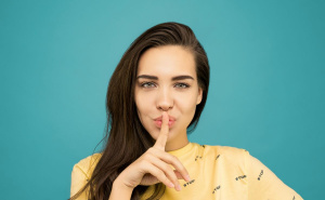 Lako ih ispričaju drugima: Ovi horoskopski znakovi ne znaju čuvati tajne