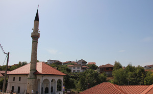 Obnovljena džamija u Svircu kod Gradačca: Evo kada će otvoriti svoja vrata za vjernike