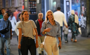 Subotnja večer u Sarajevu: Vesela lica i dobra amosfera na ulicama glavnog grada BiH