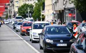Velika gužva na granici: Na ovim prijelazima se formirala duga kolona