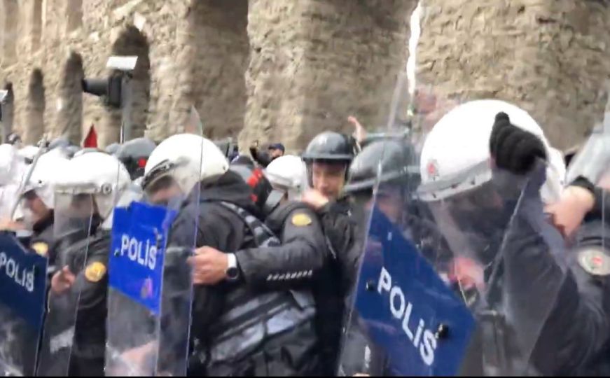 Opozicija u Turskoj organizuje proteste: Stotine članova uhapšeno, krivca vide u Erdoganu