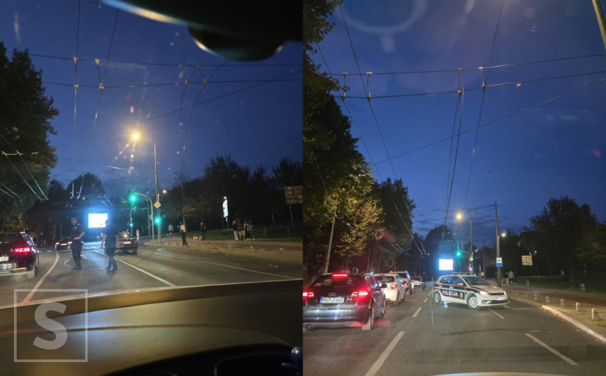 Sarajevo: Spale trolejbuske žice, policija na terenu