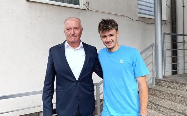 Helez ugostio bh. reprezentativca Kerima Alajbegovića: "Uvijek ću biti podrška mladima"