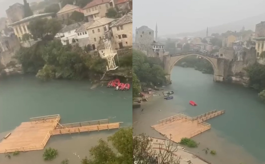 Turistička atrakcija uništena: Voda odnijela drveni most ispod Starog mosta