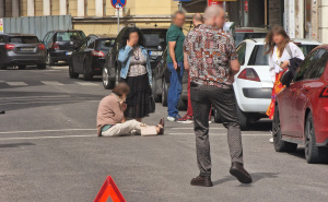 Nova nesreća u Sarajevu: Motociklista udario ženu i pobjegao