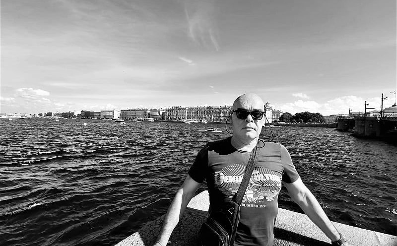 Preminuo hrvatski novinar Robert Valdec