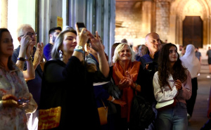 Sarajevo večeras kao filmska pozornica: Violeta Smailović-Huart oduševila prolaznike