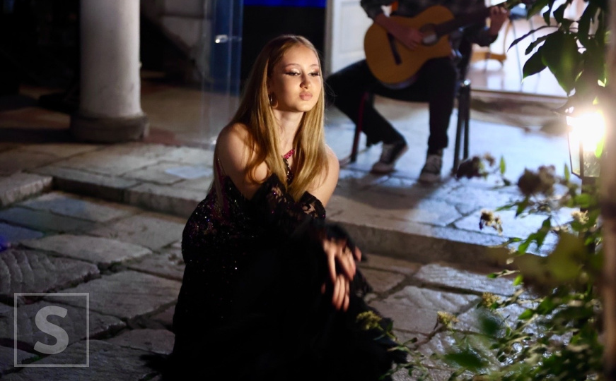 'Ples sa zvijezdama': Jedinstven spoj muzike i plesa pod zvjezdanim nebom Sarajeva