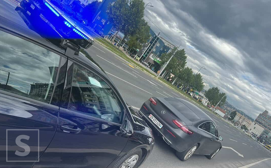 Oduzet Mercedes bahatom vozaču u Sarajevu: Pozitivan na kokain, nedavno vozio 180 km/h kroz grad