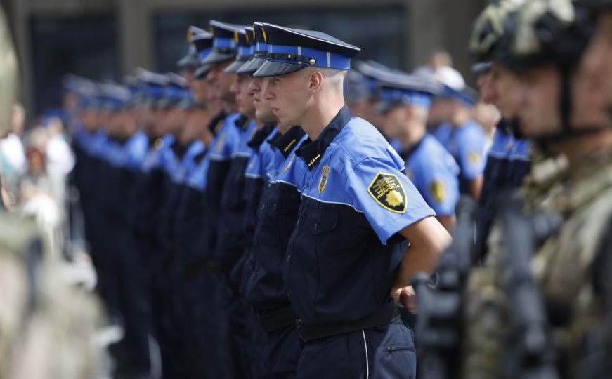 Policajci u Kantonu Sarajevo imaju nove uniforme: Kako vam izgledaju?