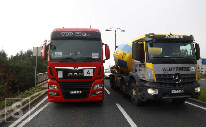 Kamiondžije iz Srbije blokirale vagu u Sanskom Mostu da izbjegnu kontrole: Reagovala i policija