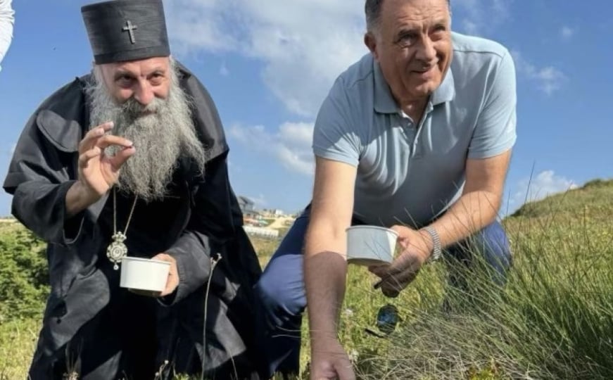 Dragan Bursać: Koji će nam moj demokratija i ljudska prava pored popova u RS-u?