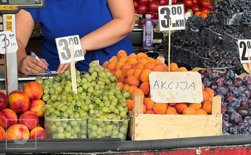 Sumnja se na opasne pesticide: Pojačana kontrola uvoza grožđa, breskvi i mandarina u BiH