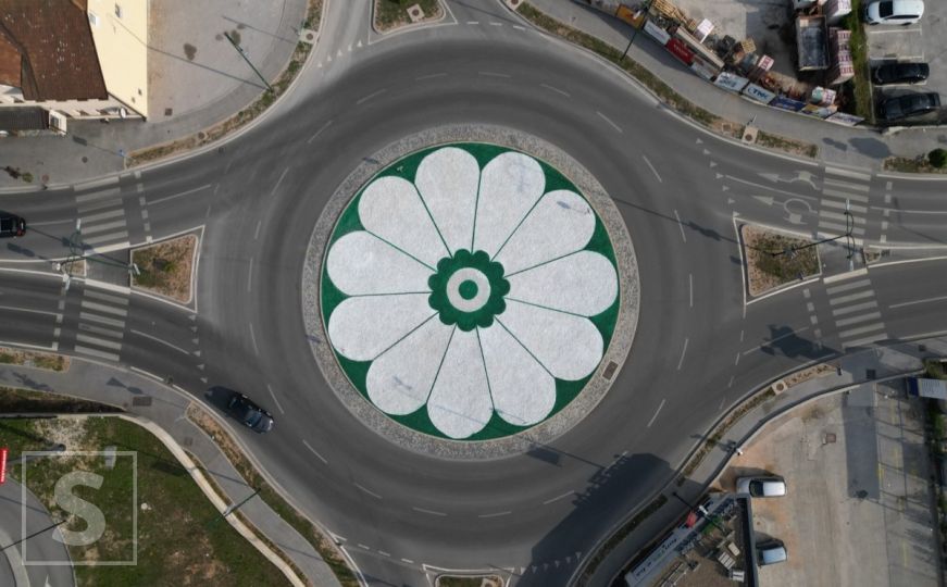 I u Beču će procvjetati "Cvijet Srebrenice": Spomenik kao trajni podsjetnik na počinjeni genocid