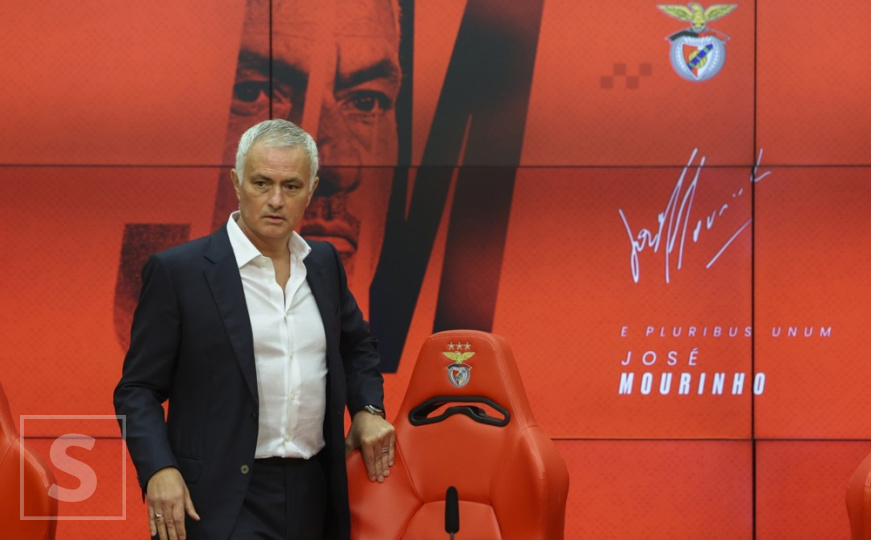 Jose Mourinho zvanično na klupi Benfice: "Special One" postao trener Amaru Dediću