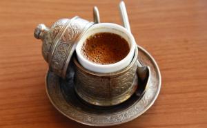 Ovo je najveća greška koju svi rade kada pripremaju kafu: "Tako samo uništite aromu"