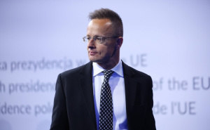 Szijjarto poziva EU da se ugleda na Trumpa: "Proglasite Antifu terorističkom organizacijom"