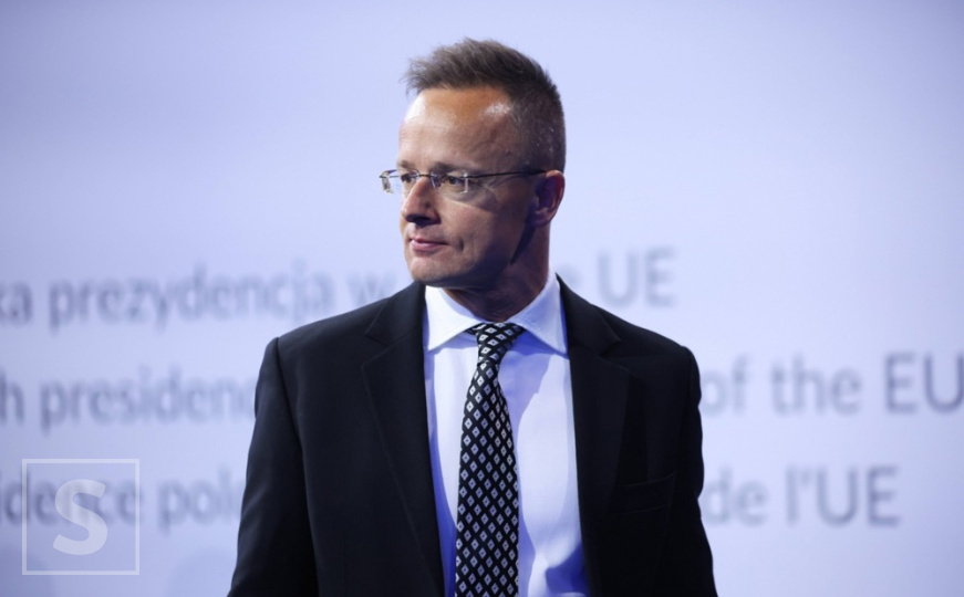 Szijjarto poziva EU da se ugleda na Trumpa: "Proglasite Antifu terorističkom organizacijom"