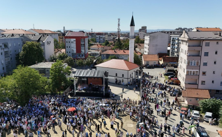 Bijeljina: Otvorenje džamije Ahmed-bega Salihbegovića okupilo hiljade vjernika