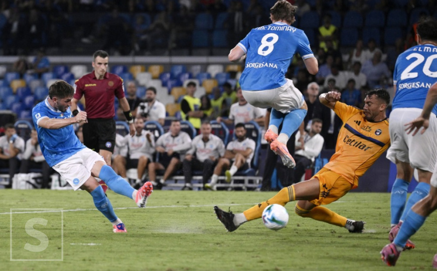 Conte i Napoli ostali maksimalni, ali uz dosta problema: Novi član Serie A ih namučio u golijadi